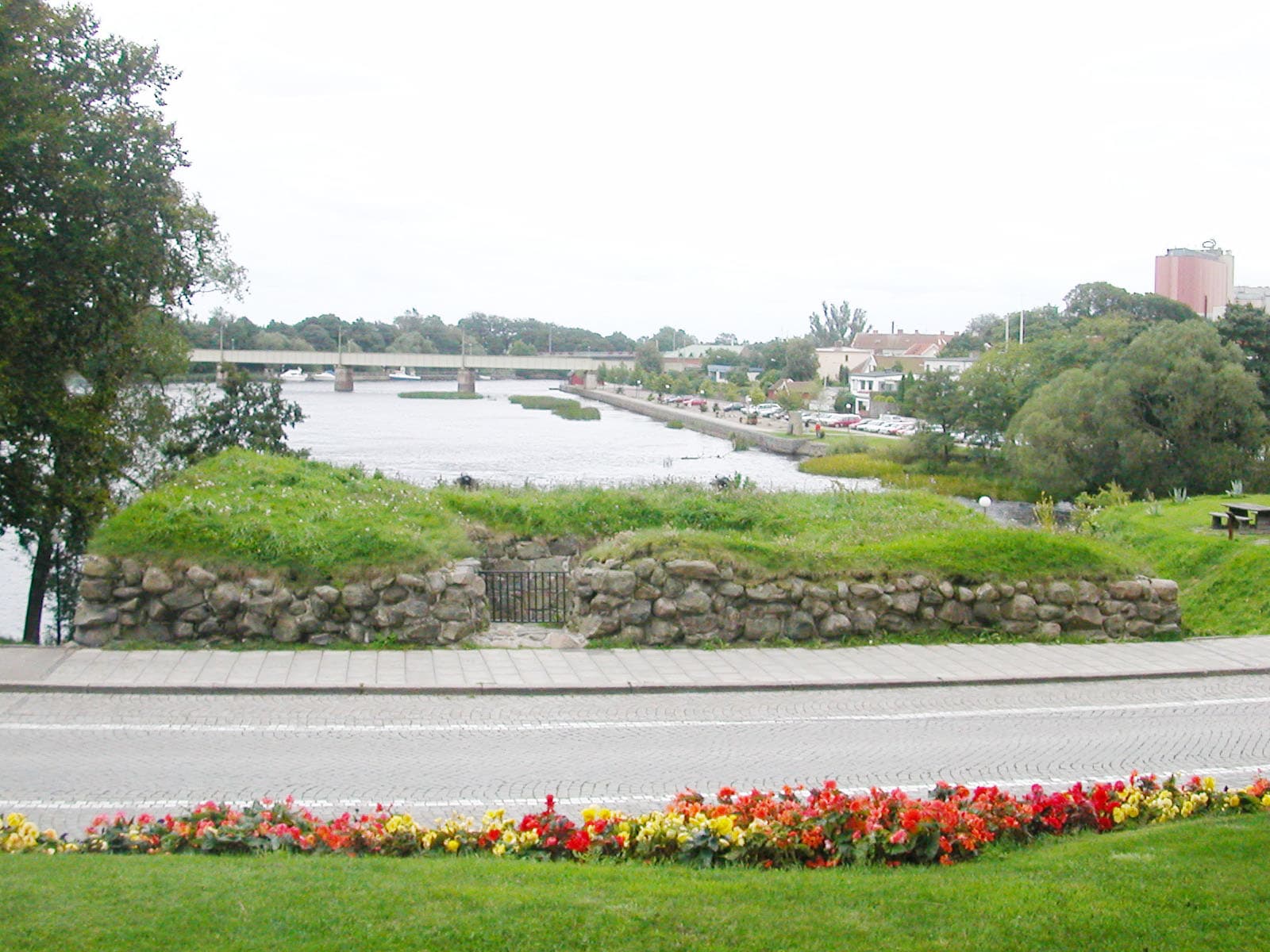 Falkenbergs Borgruin — hemsökt plats i Halland